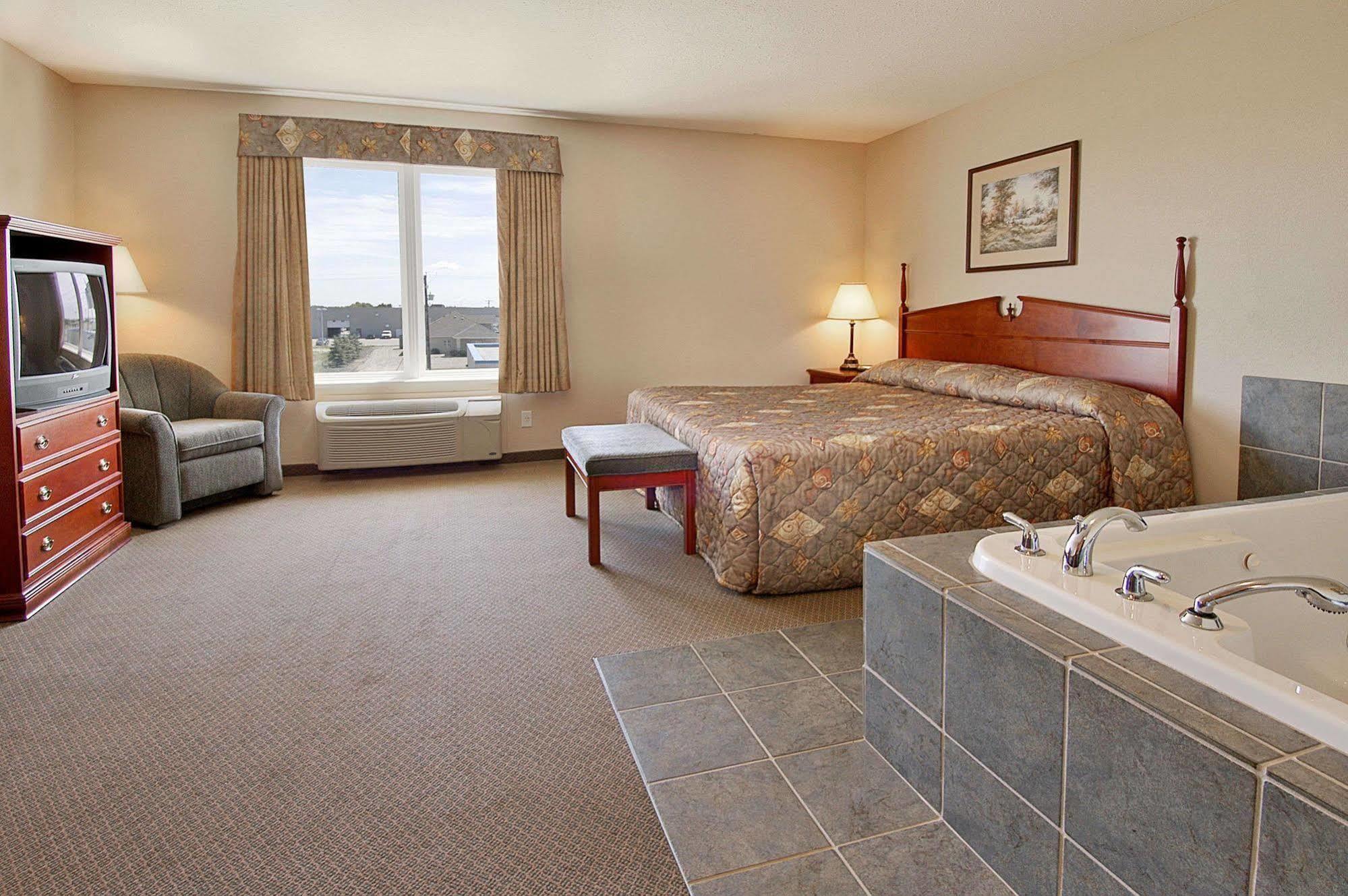 Days Inn & Suites By Wyndham Winkler חדר תמונה
